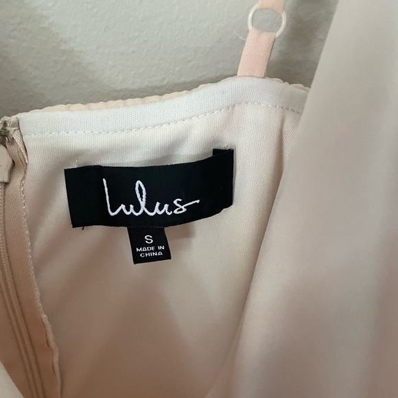 Lulu's Call For Me Gardenia Faux Wrap Jumpsuit Size Small - Picture 6 of 12